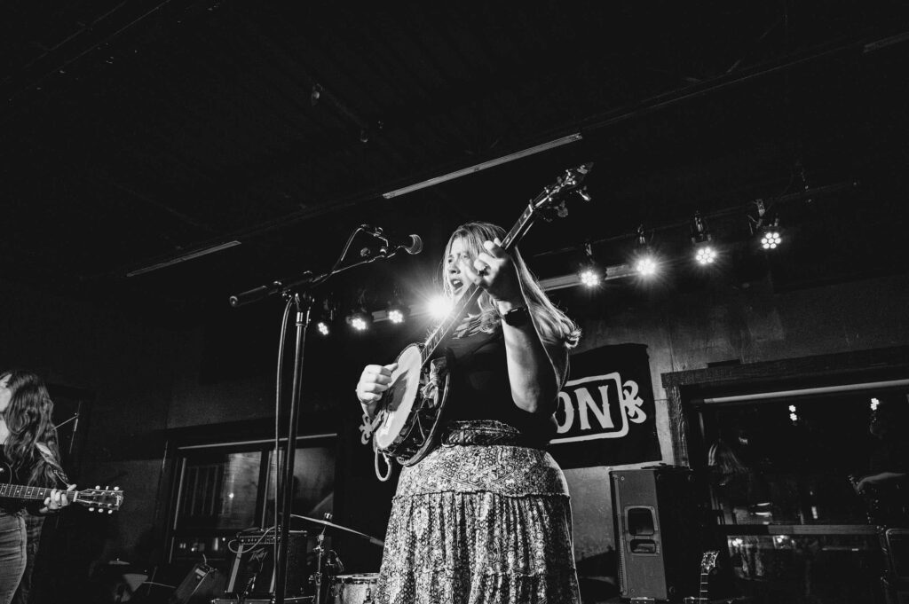 Montana and Linda Jean play their
cover of "Plastic Jesus" at Folklore
Music Exchange in Charleston, WV
by KENNEDY "STAR" SHOULTS