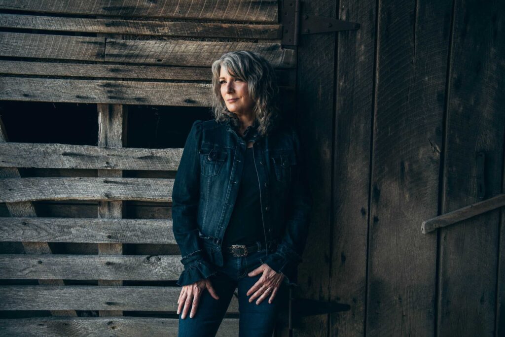 Acclaimed musician and Mountain Stage
host Kathy Mattea, shot by Reto Sterchi